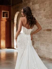 Elegant Sexy Lace Applique Embroidery Mermaid Wedding Dress For Bride,Off Shoulder Tube Top Tuyhe Formal Evening Party Dress Bridal Gowns,Romantic Church Ceremony Wedding Dress,Suitable For Wedding,Dating,Birthday Party,Singles' Party,Vacation,Formal Occasions,Dinner Dress,Prom Dress,Homecoming Dress,Cocktail Party - 白色 - 查看 3