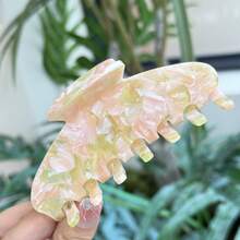 个性化亚克力名字发夹，DIY时尚发夹，发爪发卡，送给女友、新娘、伴娘的完美礼物，色彩缤纷，可爱迷人，趣味十足，卡哇伊风，千禧年复古风，时尚百搭，男女皆宜，休闲百搭，可定制，是送给她、家人、朋友、孩子的理想礼物，适合情人节、母亲节、生日等各种场合，秋季装饰，营造度假氛围。 - 彩色 - 查看 23