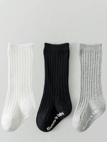 3 双纯色防滑幼儿袜子，中筒黑白新生儿步行袜