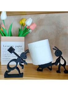 1pc 3D Printing Ant Paper Towel Holder Statues - Cute Insect Sculpture With 2 Styles (Cart & Fork-Carrying) For Kitchen, Dining Table Decoration - Functional Bug Accessories - Perfect Quirky Gift For Insect Lovers & Kitchen Decor Enthusiasts