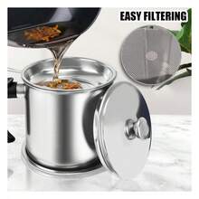 Bacon Grease Container With Strainer, 1.3L (46 Fl. Oz.) Kitchen Stainless Steel Oil Container Can With Strainer And Anti-Slip Coaster Tray For Store Meat Frying Oil And Cooking Grease Storage, Home Decor, Party & Christmas Storage - 銀色 - 查看 5