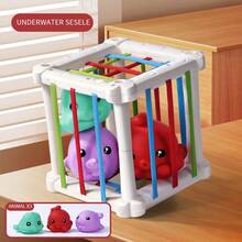 1 套婴儿形状分类玩具、蒙特梭利教育玩具、彩色感官立方体玩具，配有松紧带，可促进精细运动技能（部分配件颜色随机）