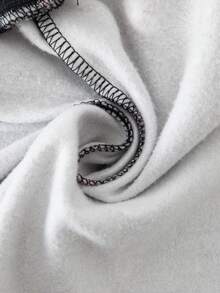 Celana panjang berpotongan lebar dengan motif kupu-kupu yang modis dan imut ini memiliki desain pinggang elastis, dipadukan dengan trim rumbai jala 3D, lembut dan nyaman, kasual dan serbaguna, cocok untuk aktivitas luar ruangan, sekolah, liburan, pesta, lari, bersepeda, dan pakaian sehari-hari di musim gugur dan musim dingin. - Hitam - View 9