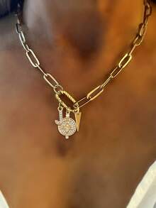 STYLEVER 1 PC Gold A-Z Initial Letter Necklace, Twisted Oval Buckle Chain, Diamond-Encrusted Little Bee Pendant, Stainless Steel Chain, Celebrating Festivals,Halloween And Christmas Gifts For Women