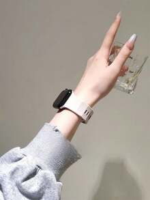 1条酒红色硅胶运动表带，兼容 42mm、38mm、40mm、41mm、44mm、45mm、46mm、49mm，时尚智能手表替换表带，适用于Series Ultra2、Ultra SE2、SE 11、10、9、8、7、6、5、4、3、2、1，男女通用