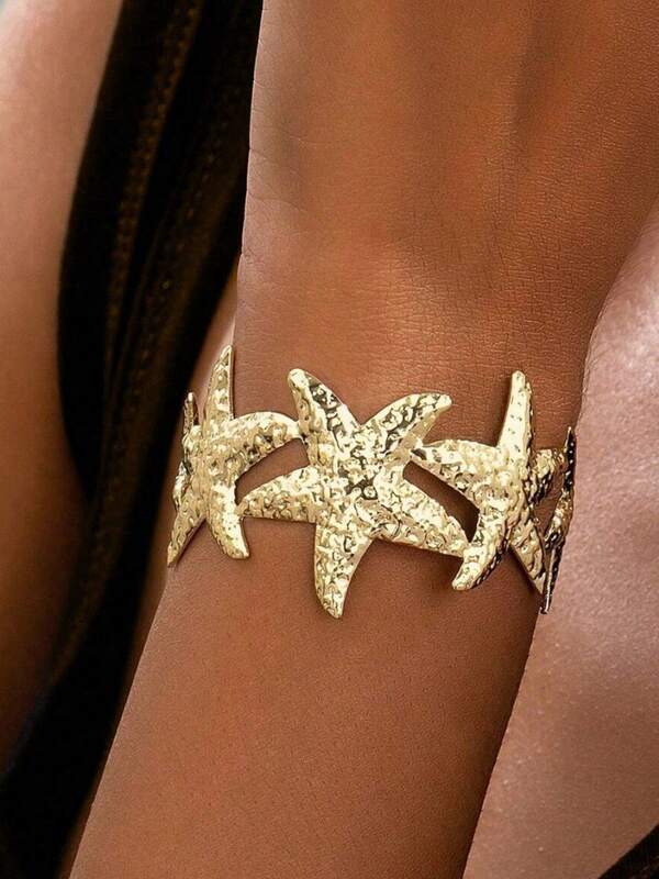 A Fashionable And Starfish Bracelet, Suitable For Daily Wear, Vacation And Dating Occasions, And Also A Surprising And Exquisite Small Gift.