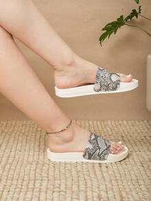 Lymalimoon Women Flat Sandals - Grey - View 3