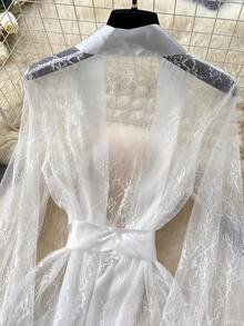Women's See-Through Sexy White Lace Robe With Belt, Fitted Thin Fabric Nightwear For All Seasons, Elegant Sleepwear And Lingerie - trắng - Xem 3