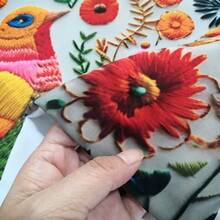 （仅靠垫套）2 件鸟形花卉印花涤纶桃皮绒枕套，升华印花靠垫套，适用于客厅沙发卧室汽车办公室农舍的家居装饰，不含枕芯