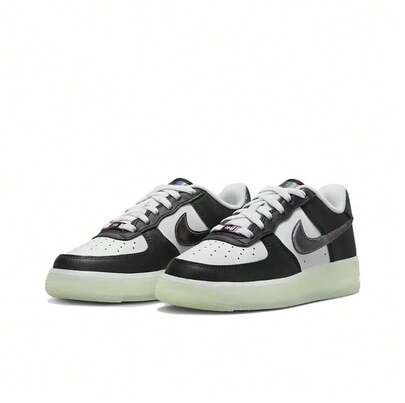  Nike Air Force 1 AF1 Commuter Zapatillas de skateboarding para mujer con suela gruesa, ligeras, cómodas, suela de goma duradera, zapatillas de lona de estilo colegial de uso diario de corte bajo, suela de gelatina bicolor blanca y negra, zapatos planos versátiles para exteriores, recomendado FZ5529-103