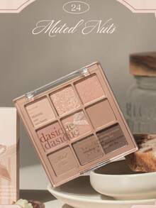 Dasique眼影盘，持久显色，易于上手，顺滑易晕染，纯素配方，无动物实验，节日必备玫瑰女孩最佳色彩魅力氛围，圣诞节送给女性的礼物，时尚女装品牌，返校季，新娘婚纱，夏季，情人节，假期，情人节 - 24 Muted Nuts - 查看 9