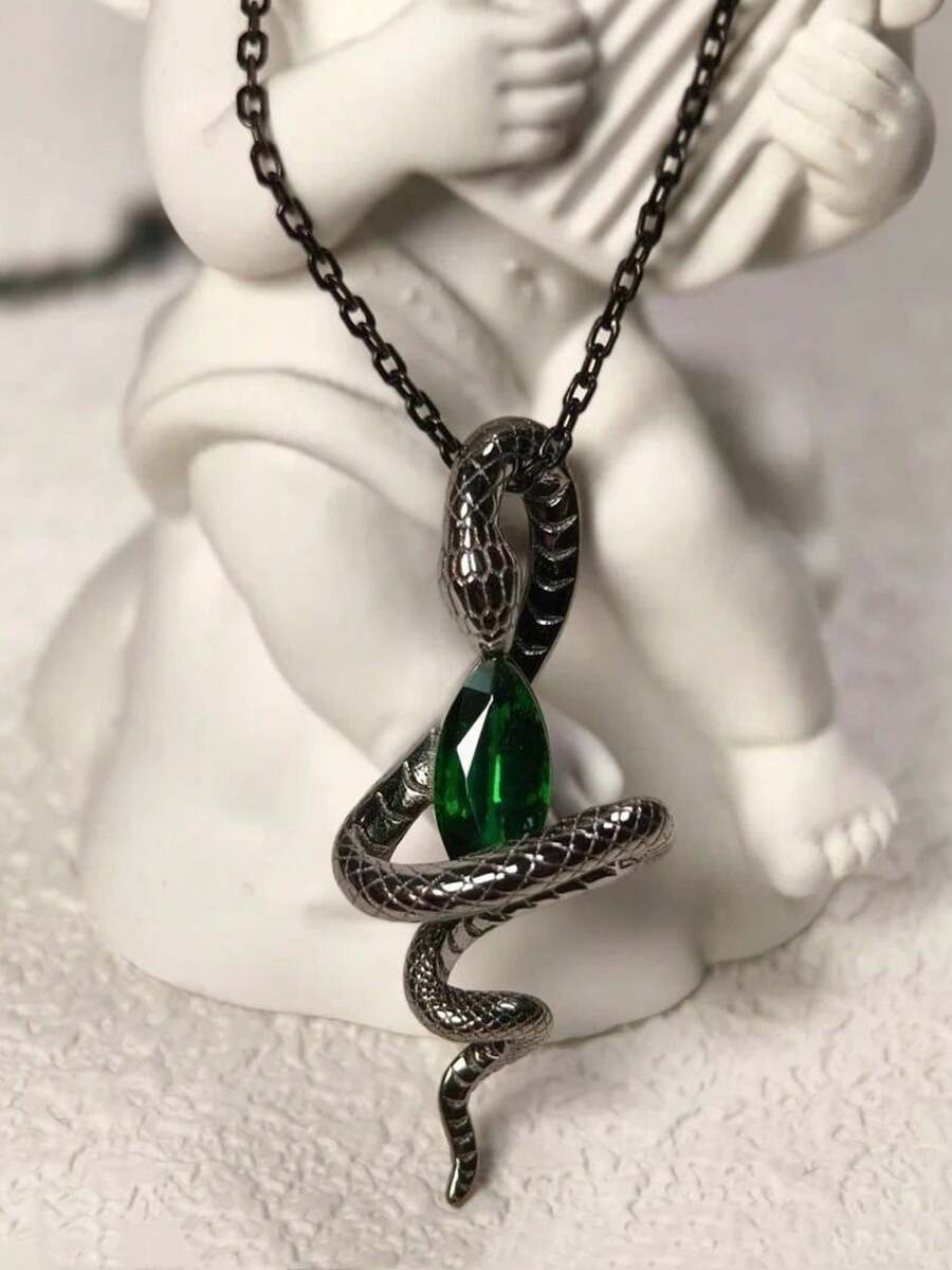 1PC Retro Green Synthetic Zirconia Creative Snake Design Pendant Necklace Gothic Cool Clavicle Chain Party Band Jewelry - Necklace - View 1