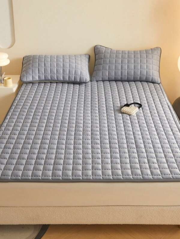 1 Set Quilted Waterproof TPU Mattress Protector + Beautiful Non-Woven Fabric Packaging, Suitable For Thin Mattress, Soft, Breathable, Comfortable, Checked Design, Solid Color (Pillow Case Not Included) - Easy To Clean, Machine Washable, Suitable For Dormitories, Hotels, Hospitals, Nursing Homes, Household Use, Waterproof & Leakproof