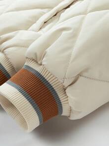 Jachetă bărbătească 2 în 1 în carouri cu glugă, potrivită pentru naveta zilnică și ținute casual, stil streetwear, îmbrăcăminte de exterior toamnă/iarnă