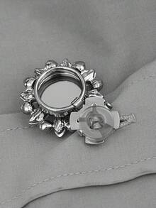 1/2/4pcs Rhinestone Button Covers For Women, Crystal Button Covers, Detachable Clip On Button Covers, Crystal Fancy Buttons For Clothing, Button Snaps With Pliers Press For Dress Suit Tux Shirt Accessories, Silver Color