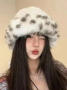 1/2顶新款冬季加绒女帽，秋冬欧美韩风保暖帽，时尚纯色蒙古帽，加厚冬季服饰