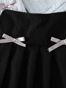 Autumn/Winter Baby Girls' Cute Sweet Ribbon Bow Lantern Sleeve Light Blue Knit Cardigan & Black Pleated Skirt Set