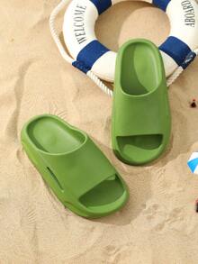 1 Pair Kids' Solid Color Slide Sandals, Comfortable Dopamine Color Fashion Casual Slippers For Indoor/Outdoor, Soft & Cushioned - Green - View 4