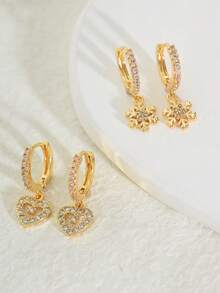 1 Pair Elegant 18K Zirconia Gold Plated Snowflake Heart Earrings, Suitable For Women's Daily, Festival, Party, Travel Wear And Christmas Gift