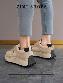 1 par de zapatillas casuales para mujer, con punta redonda, cordones y suela de cuero, adecuadas para todas las estaciones