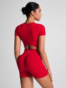 TCVC 女士高弹力运动圆领短袖T恤短裤套装，无缝针织，高腰收腹提臀，亲肤面料，紧身塑形，休闲百搭，适合所有季节，夏季运动瑜伽套装 - 紅色 - 查看 2