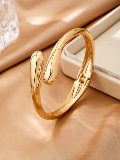 1pc Multicolor Symmetric Double Water Drop Shaped Fashion Bracelet. Exquisite, Sweet, And Elegant Style, With A Simple And Retro Design. European And American Style, Showcasing A High-End Quality. Perfectly Suitable For Daily Wear, Work, Meetings, Parties, Romantic Dates, Photography, Business Negotiations, Or Any Other Elegant Occasions.