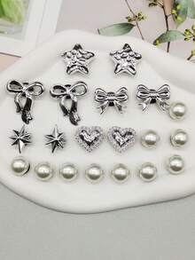 20 件朋克风格银色树脂领结鞋饰闪亮星星心形鞋扣配饰可拆卸仿珠鞋 DIY 装饰多功能鞋夹装饰适合女士凉鞋拖鞋沙滩包圣诞节万圣节生日派对礼物