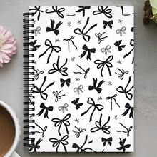 优雅的黑色蝴蝶结螺旋笔记本 - 高品质学院横格纸，5.5 英寸 X 8.3 英寸，非常适合学校、办公室或送礼，独特的蝴蝶结设计，非常适合学生、教师和专业人士，学校用笔记本 - A - 查看 1