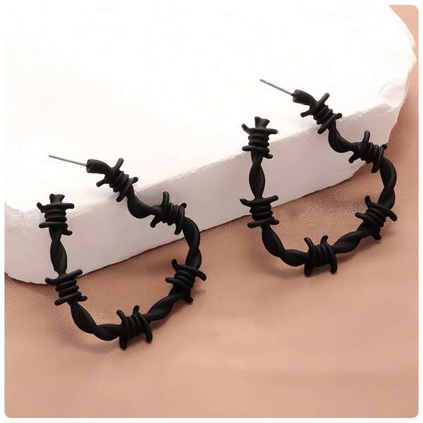 1 par de brincos punk góticos em formato de coração, pretos, dourados e prateados, joias exclusivas e modernas de estilo ocidental para mulheres