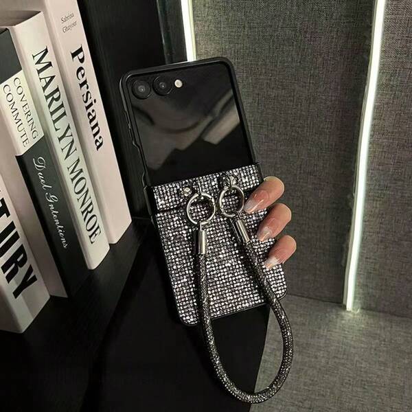 Luxury Black Sequin Square Diamond Folding Phone Case With Wrist Strap, Suitable For Samsung Galaxy Z Flip3 5G/Galaxy Z Flip 4 5G/Galaxy Z Flip 5 5G/Galaxy Z Flip 6 5G/Galaxy Z Flip 7 5G, Fashionable High-End Folding Phone Case