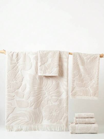 1pc Lightweight Bath Towel, Mocha Color, Jacquard Leaf Pattern, Rectangular 70*140cm For Adults, Swimming, Bathing, Wrapping; Or 34*74cm Hand Towel, 34*34cm Handkerchief, Quick-Drying, Absorbent, Soft, Suitable For Bathroom, Kitchen, Travel, Holiday Gifts, Gym, Beach, Hotel, Salon, Outdoor Shower Towels For Beauty Salon, Hotel Sports,Home Essentials, Towel, Skin Care Bath Towel Sheet