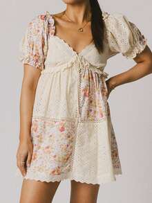 Women Y2k Puff Sleeve Babydoll Dresses Boho Floral Print V Neck Bow Tie Front Mini Dress Summer Flowy Patchwork Babydoll Sundress - 黃色 - 查看 2