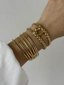 1pc Fashionable Geometric Line Stainless Steel 18K Gold Color Bracelet, Autumn/Winter Personalized Bangle Jewelry, Minimalist Wide Face Stackable High-End Women Bracelet