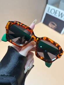 1 Pair Retro Small Square Frame Slimming High-End Glasses - Multicolor - View 2