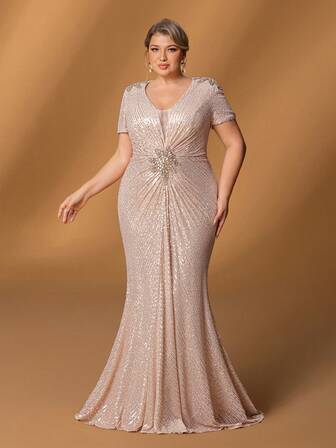 Faeriesty Mosy Plus Mother Of The Bride Dress: Elegant Shimmering Sequin Mermaid Evening Gown With Deep V-Neckline & Short Sleeve Sequin Accents – Fitted Bodice With Central Embellishment, Flared Fish-Tail Skirt For Weddings, Galas, Proms & High-End Parties
