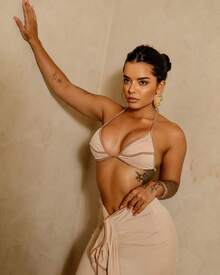 Essenza 3-Piece Bikini Set With Beach Cover-Up – European Style Bow Bikini Set With Ruffle Cover-Up | Resort Fashion - 榛果奶油 - 查看 8