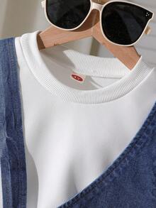 3 件套小男孩休闲套装：纯色运动衫 + 宽松牛仔裤 + 时尚牛仔背心 - 白色 - 查看 3