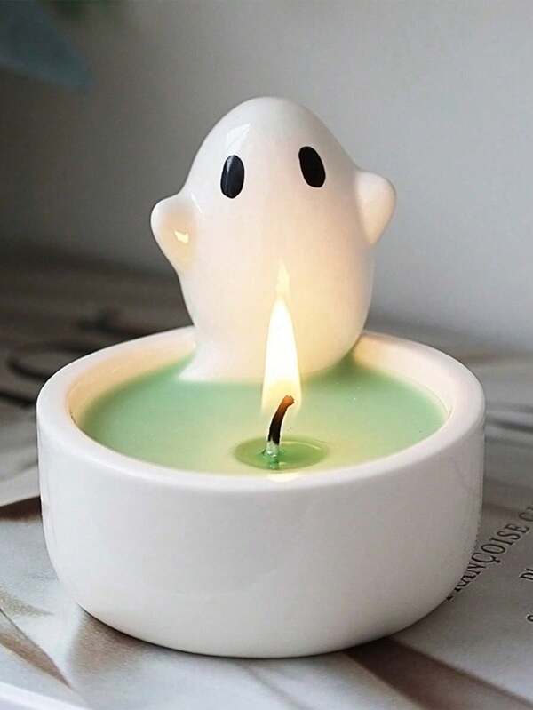 1 pieza Soporte de vela de cerámica con forma de fantasma - Soporte de vela de té con fantasma blanco hecho a mano para decoración de Halloween - Soporte de vela de cerámica con fantasma de dibujos animados lindo para velas pequeñas y velas de té - Decoración de vela espeluznante y adorable para mesa, estantería, chimenea, sala de estar, dormitorio, oficina, dormitorio o fiesta - Idea de decoración y regalo perfecto para el hogar en Halloween