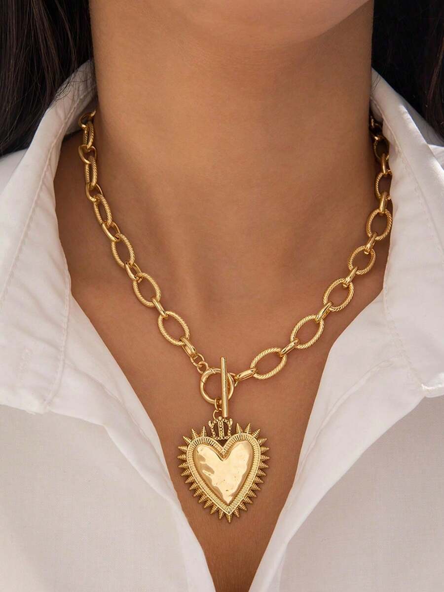 1 Piece Of Minimalist Simple And Thick Heart-Shaped Decoration Hammer Pattern Gold Necklace Classic And Thick Charm Handmade Chain Fashionable Women's Jewelry Metal Pendant Collarbone Chain Suitable For Daily Wear And Party Gatherings Wearing Holiday Gifts - 金黃色 - 查看 1