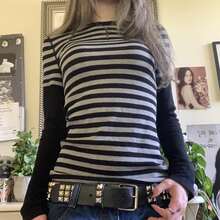 Y2k Grunge Shirts Fairy Gothic Tops Women Vintage Aesthetic Graphic Baggy Tees 90s E Girls Emo Top Harajuku Fall Clothes Women Y2k Long Sleeve Crew Neck T-Shirt Stripes Slim Fit Shirts Tops Streetwear - màu đen - Xem 2