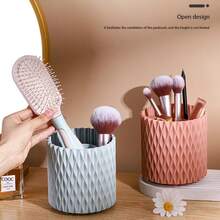 Présentoir rotatif à 360° pour pinceaux de maquillage, boîte de rangement de bureau pour rouge à lèvres, crayon à sourcils et produits de soins de la peau, boîte de rangement de produits de maquillage rotative de bureau, boîte de rangement multifonctionnelle pour coiffeuse, boîte de rangement de bureau pour stylos et accessoires de beauté, boîte de rangement créative pour maquillage, cadeau pour maman, papa, hommes, amis, professeurs, anniversaire, mariage, bureau, présentoir, accessoires, boîte cadeau, cadeau amusant, rangement, présentoir pour pinceaux de maquillage, cadeau de Noël, cadeau d'Halloween