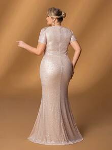 Faeriesty Mosy Plus Mother Of The Bride Dress: Elegant Shimmering Sequin Mermaid Evening Gown With Deep V-Neckline & Short Sleeve Sequin Accents – Fitted Bodice With Central Embellishment, Flared Fish-Tail Skirt For Weddings, Galas, Proms & High-End Parties