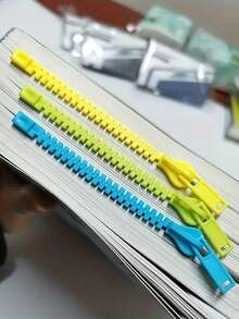 Söta 3D-bokmärken, gjorda av hållbar plast, perfekta för att lysa upp din lästid