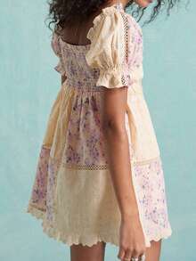 Women Y2k Puff Sleeve Babydoll Dresses Boho Floral Print V Neck Bow Tie Front Mini Dress Summer Flowy Patchwork Babydoll Sundress - 紫色 - 查看 2