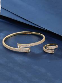 两件套首饰：开口手镯和戒指，方形立方氧化锆设计，简约中性风格，适合女性日常及节日佩戴。 - 003512 - 查看 7