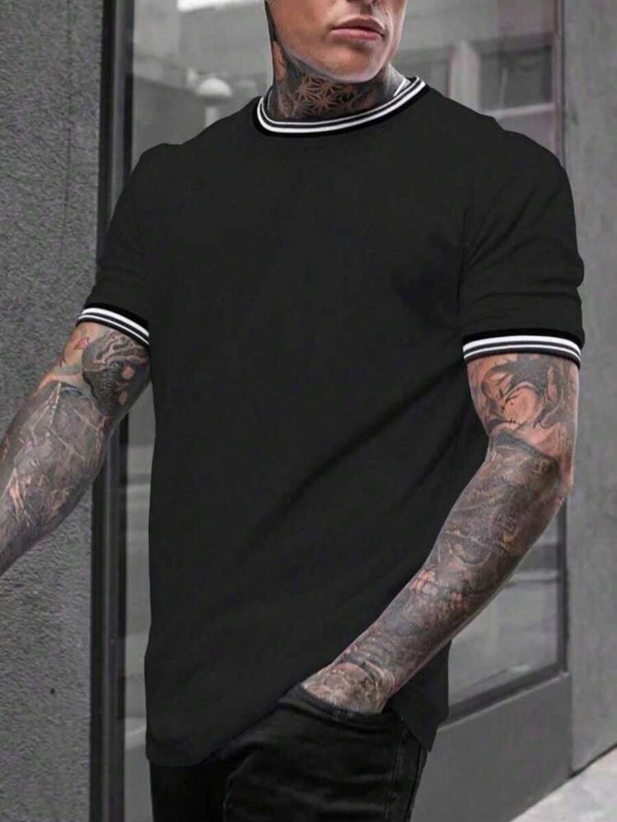 CAMISETA GUARNIÇÃO LISTRADA - Preto - Visão 1