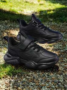 1双儿童鞋，新款春季儿童运动鞋，纯黑色PU拼接厚底小黑鞋，低帮魔术贴，小学男女童校园休闲鞋，街头户外跑步训练鞋，适合儿童节、春节、复活节、劳动节等节日穿着。 - 黑色 - 查看 12