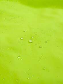 2 件女式轻质透气纹理防紫外线夹克户外运动休闲外套 [带储物袋]，酸橙绿 + 天蓝色