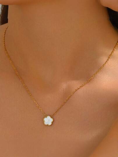 MONALLY Dây chuyền mặt hình cỏ bốn lá mạ vàng 18K thời trang, trang sức thép không gỉ dành cho nữ, thích hợp cho đám cưới, lễ đính hôn, lời hứa, cô dâu, kỷ niệm, ngày lễ tình nhân, đeo hàng ngày, mọi mùa, quà tặng lãng mạn ngày lễ.