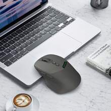 一体式无线蓝牙双模鼠标，带充电屏幕和静音操作，适用于笔记本电脑、台式机和 iPad。 - 彩色 - 查看 12